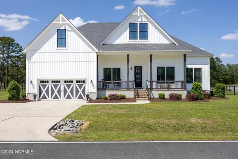 2130 Bill Hooks Rd, Whiteville, NC 28472