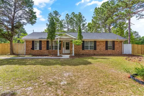 209 Riverland Dr, Currie, NC 28435