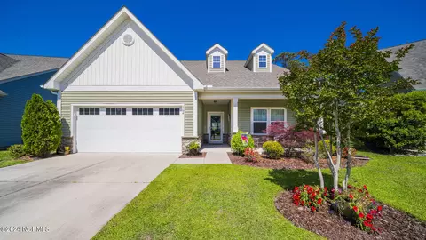 704 Pasturage Pl, Calabash, NC 28467