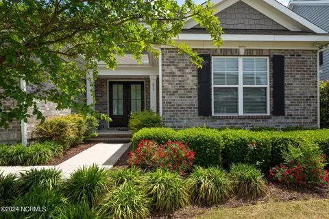 853 Bedminister Ln, Wilmington, NC 28405