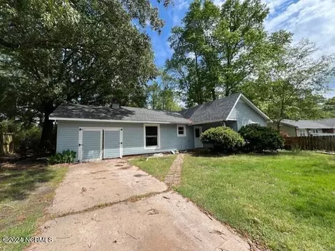 409 Sterling Rd, Jacksonville, NC 28546