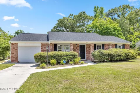 506 Tower Dr, Jacksonville, NC 28546