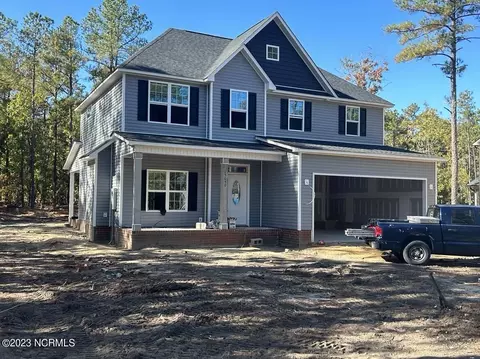 15621 Blue Water Ct, Wagram, NC 28396