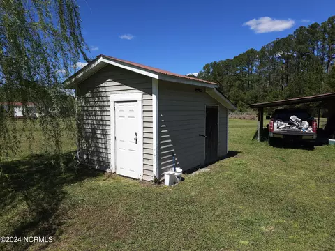 1294 Taylor Rd, Chocowinity, NC 27817 photo 9
