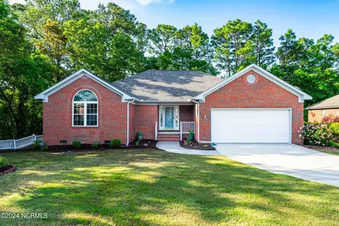 9404 Short Putt Ct, Wilmington, NC 28412