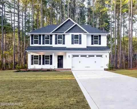 15661 Blue Water Ct, Wagram, NC 28396