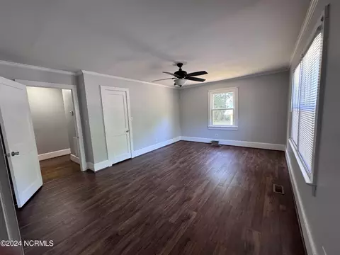 Living - 5887 Pine St, Bailey, NC 27807 photo 7 of 8
