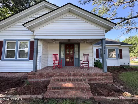 Exterior - 5887 Pine St, Bailey, NC 27807 photo 9 of 13