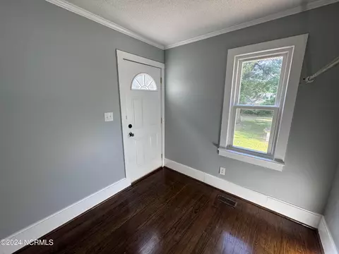 Entry Way - 5887 Pine St, Bailey, NC 27807 photo 4 of 4