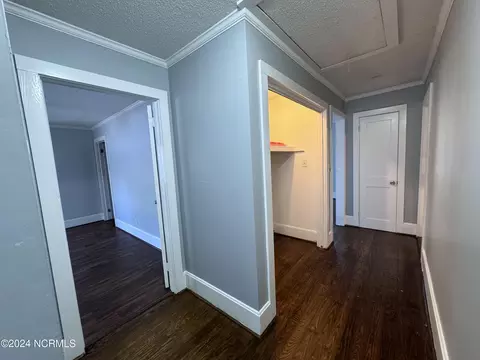 Entry Way - 5887 Pine St, Bailey, NC 27807 photo 3 of 4