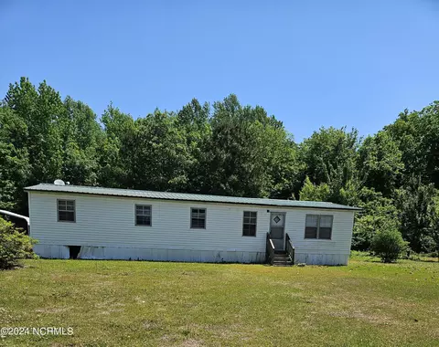 250 Satchwell Rd, Chocowinity, NC 27817