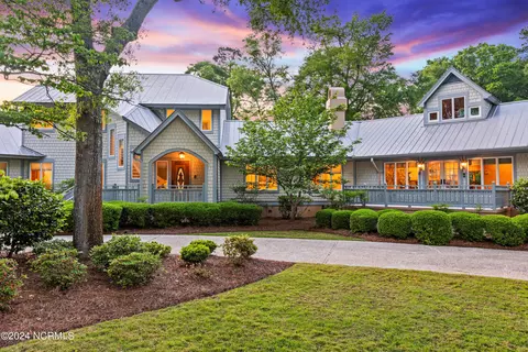 1913 Lunar Ln, Wilmington, NC 28405