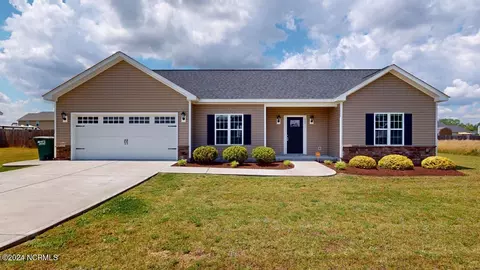 105 Arendale Dr, Goldsboro, NC 27530