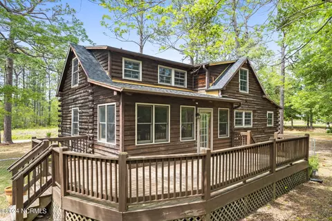 593 Nassau Rd, Southport, NC 28461