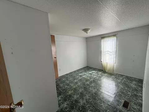 100 Maready Ln, Hubert, NC 28539 photo 10