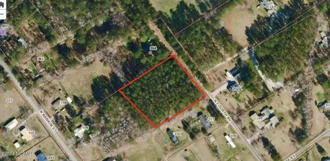 1 N 63 N 4th Ave, Atkinson, NC 28421