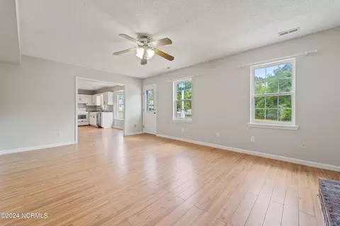 503 Maize Ct, Hubert, NC 28539 photo 18