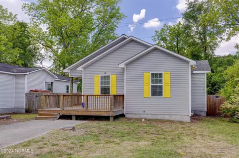 1311 Corbett St, Wilmington, NC 28401