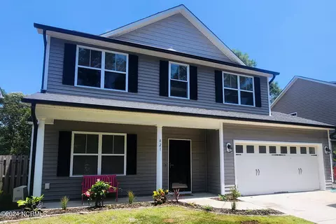 821 Lea Landing Dr, Wilmington, NC 28412