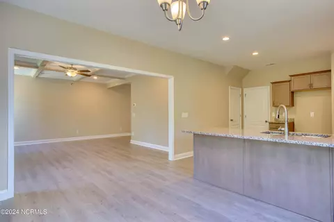 905 Marshview Ct, Hubert, NC 28539 photo 8