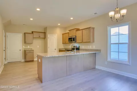 905 Marshview Ct, Hubert, NC 28539 photo 5