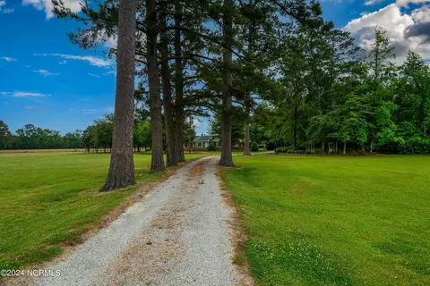 2167 Ice Plant Rd, Fair Bluff, NC 28439 photo 3