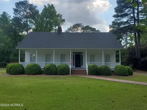 125 Wisteria St, Warsaw, NC 28398