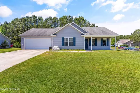117 Willowbend Dr, Burgaw, NC 28425
