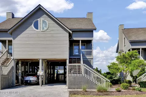 2137 Ocean Blvd #B, Topsail Beach, NC 28445