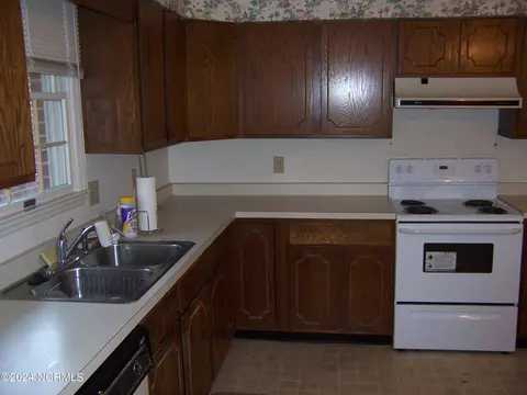 510 Pinehurst Trace Dr, Pinehurst, NC 28374 photo 2