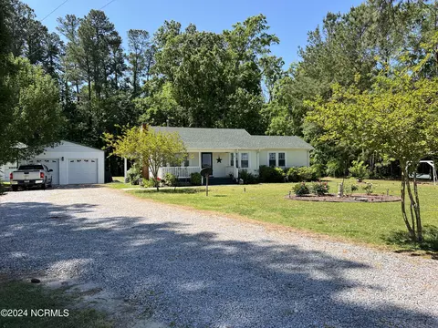 8271 Nc 99 Hwy S, Belhaven, NC 27810