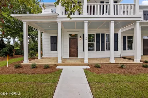 3901 Reunion Pointe Ln, New Bern, NC 28562