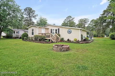 717 Nautical Ct, Hampstead, NC 28443 photo 27