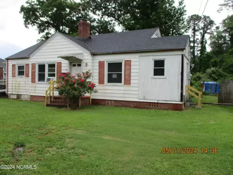 108 Stratford Rd, Jacksonville, NC 28540