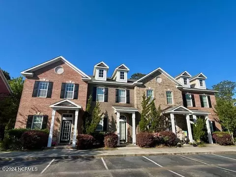 5008 Exton Park Loop, Castle Hayne, NC 28429