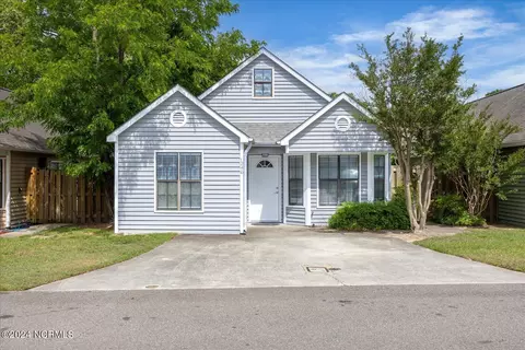 1246 Shipyard Blvd, Wilmington, NC 28412