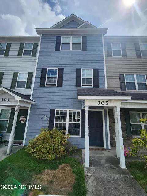 305 Caldwell Loop, Jacksonville, NC 28546