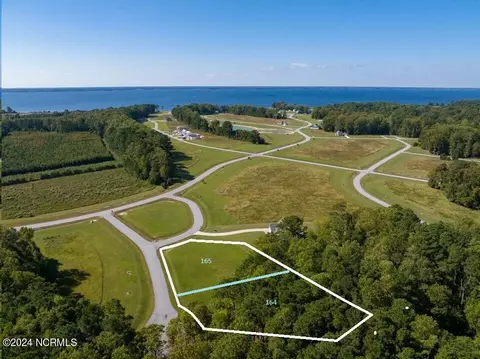 75 Whitetail Ln, Minnesott Beach, NC 28510