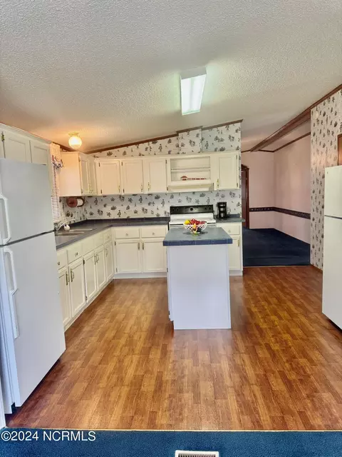 503 Ocean Spray Dr, Cedar Point, NC 28584 photo 12