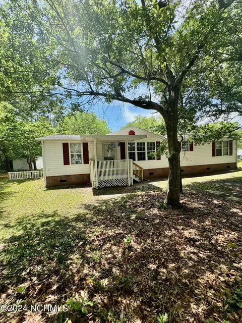 503 Ocean Spray Dr, Cedar Point, NC 28584 photo 2