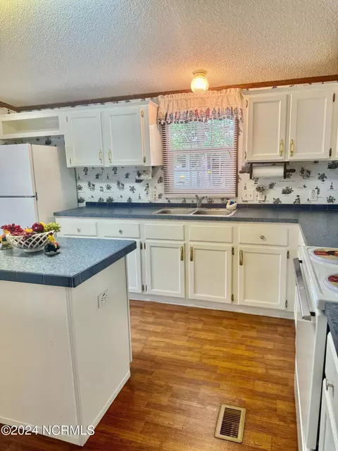 503 Ocean Spray Dr, Cedar Point, NC 28584 photo 15