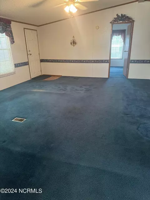 503 Ocean Spray Dr, Cedar Point, NC 28584 photo 7