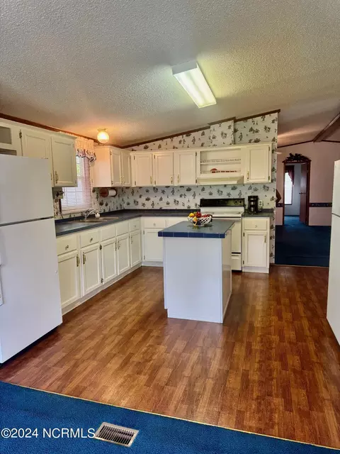 503 Ocean Spray Dr, Cedar Point, NC 28584 photo 11