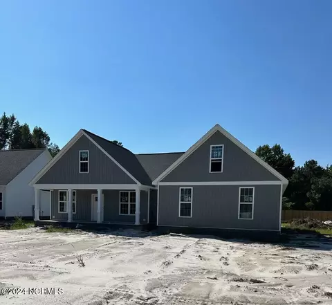 321 Bobbys Dr, Newport, NC 28570