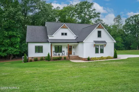 9140 Lee Dr, Spring Hope, NC 27882