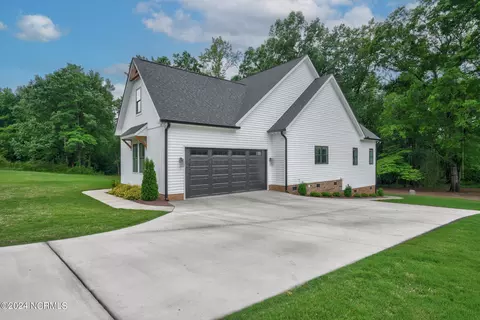 9140 Lee Dr, Spring Hope, NC 27882 photo 3