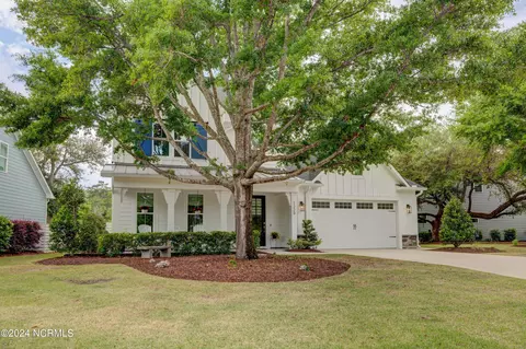 1229 Waterway Ct, Wilmington, NC 28411