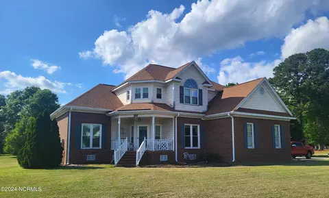 101 Trappers Run Dr, Goldsboro, NC 27530