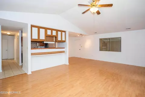 111 Hickory Cir, Hampstead, NC 28443 photo 18