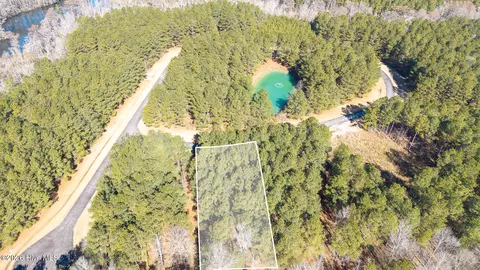 404 Plumtree Cir, Edenton, NC 27932